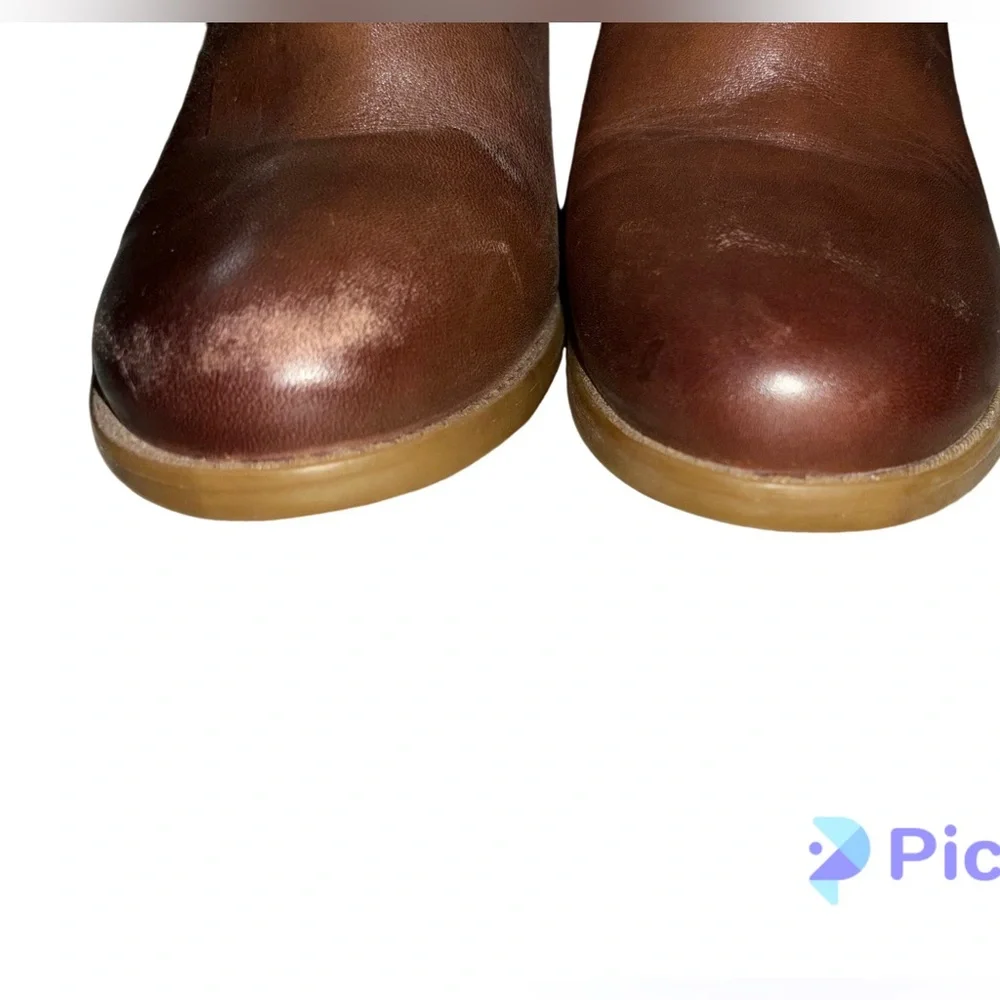 Earth Lina Austin Womans 9 Camel Cognac Color Ankle Booties